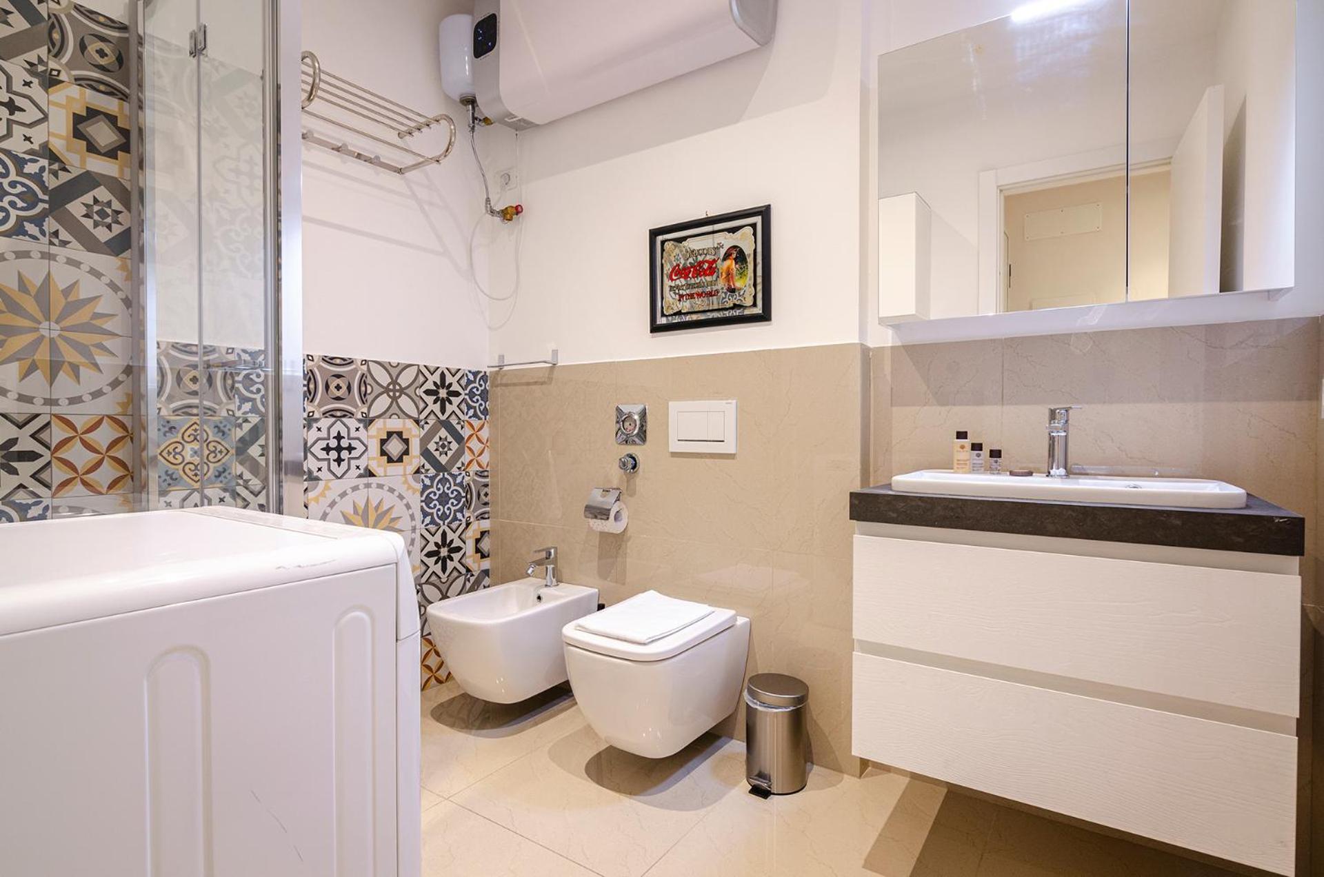 Ugo Bassi Lux Apartment Bolonia Exterior foto